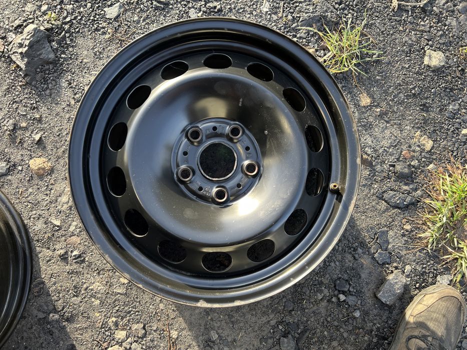 Pokedyńcza felga stalowa 16” VW/SEAT/SKODA (5x112 ET46)