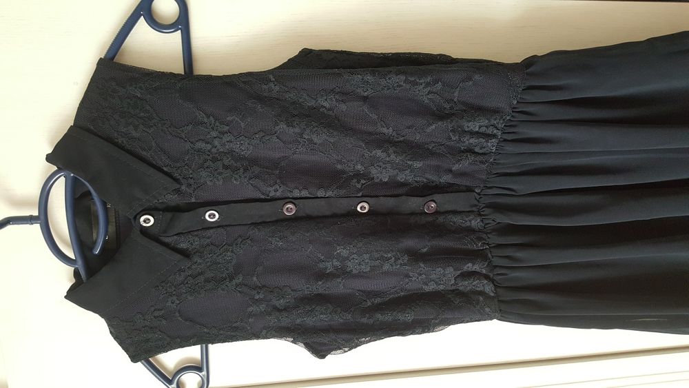 Sukienka Club L London koronka tiul r. 36