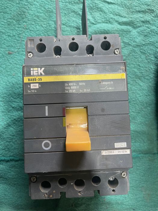 Автомат електричний