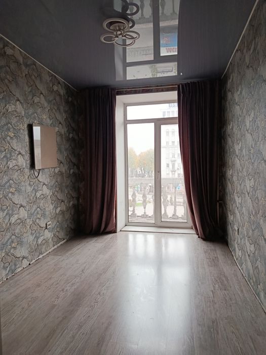 2-комн. Центр, пр-т Т. Шевченко.