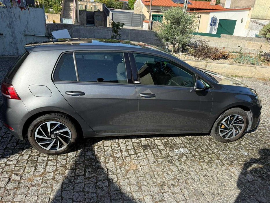 Volkswagen Golf VII foto 4