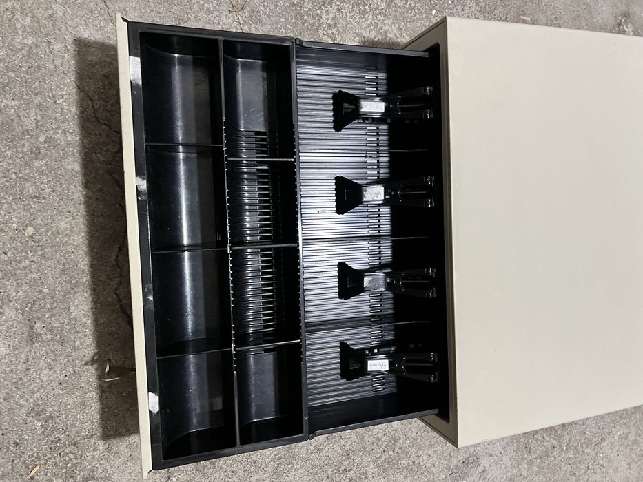 Caixa/gaveta para máquina registadora em metal