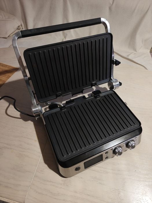 Електрогріль DeLonghi pro