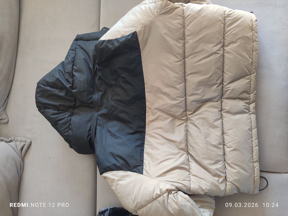 Практично нові куртки Cropp С-М, та XL