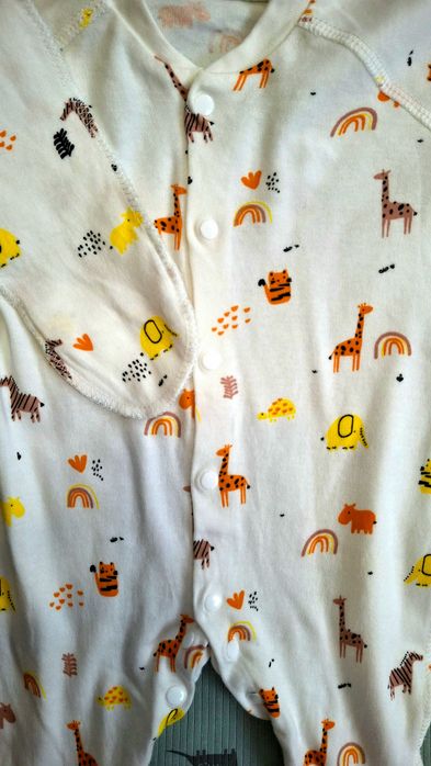 Продам чоловічки для хлопчика/дівчинки (56 розмір)