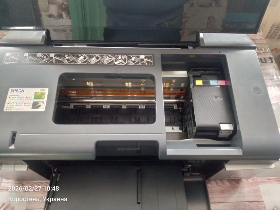 Продам  Принтер EPSON,торг
