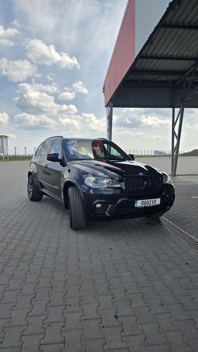 Продам ОФІЦІЙНИЙ BMW х5 е70 Дизель 2012року