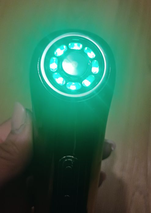 Масажер мікротоковий для обличчя шиї  тіла