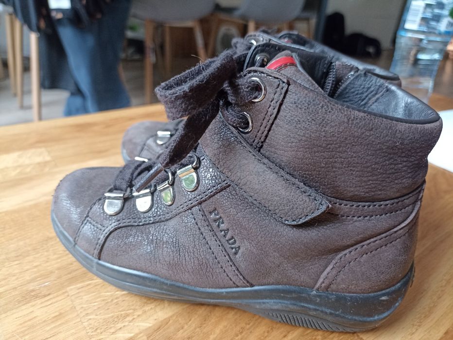 Buty trzewiki PRADA skórzane jesienne