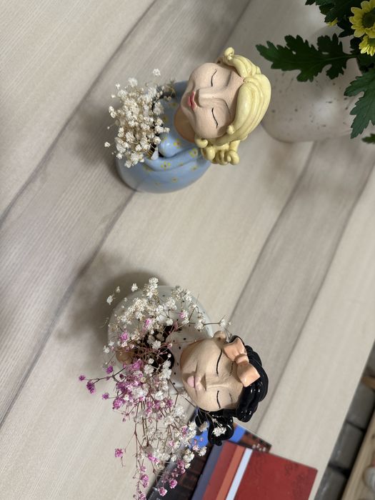 Handcrafted and Hand-Painted Ceramic Dolls430538556063754243
