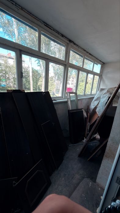 Віддам меблі безкоштовно