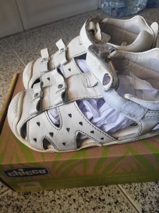 Sandálias Chicco 24