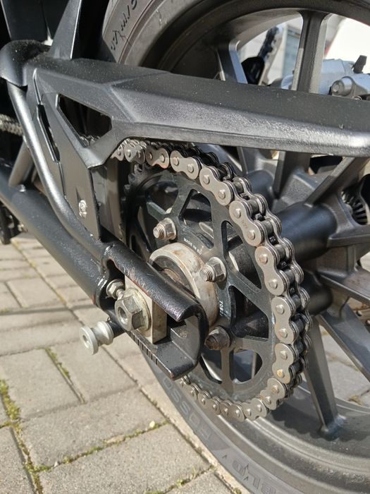 VENDO Benelli trk 502 ano 2023 47000km ( 4.300€)