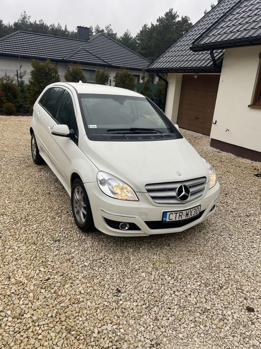 Mercedes b klasa