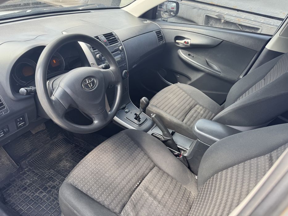 Крило заднє ліве праве четверть Toyota Corolla e150 1.6 розборка