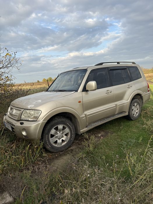 Продам Mitsubishi Pajero 2005