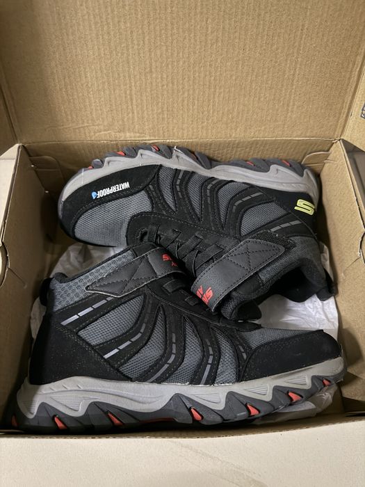 Skechers черевики для хлопчика 35 р