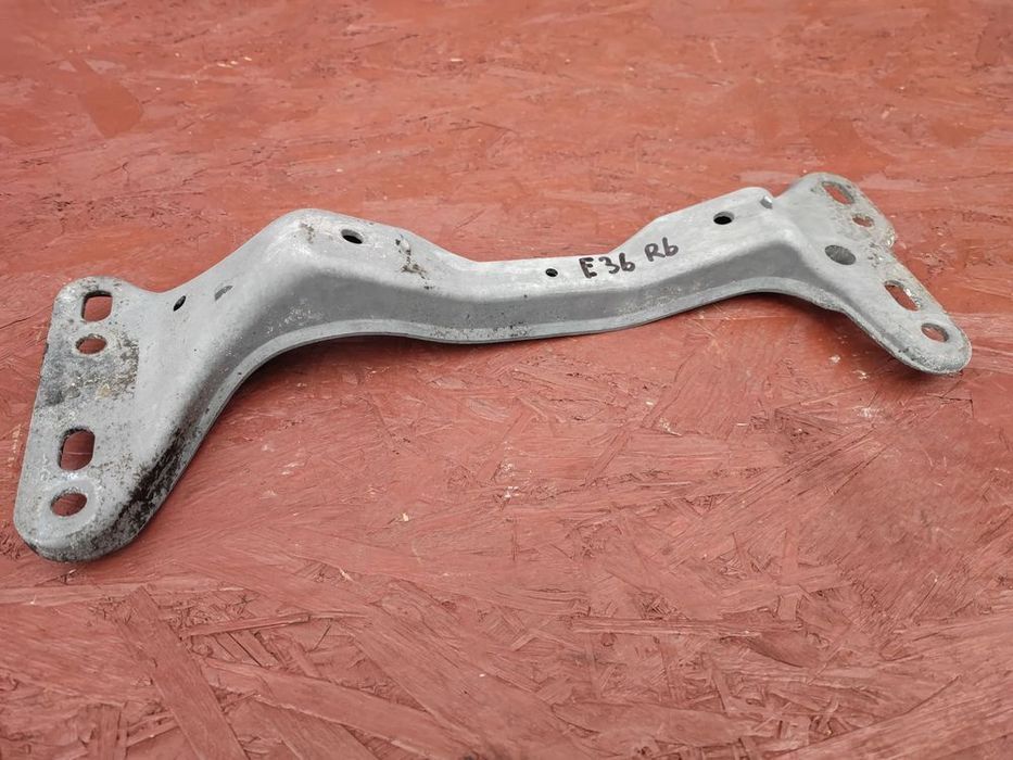 bmw e36 / z3 oryginalna łapa skrzyni biegów manual  r6 pod m50 ( m50
