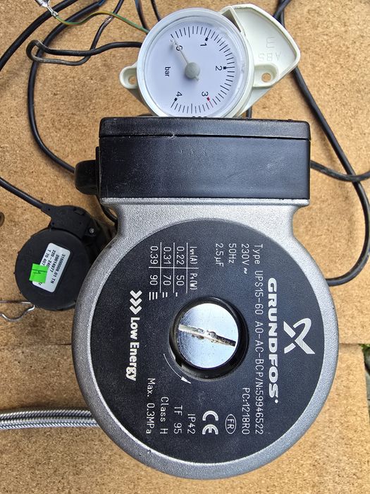 Pompa Grundfos UPS15-60