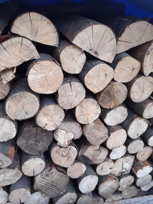 Drewno opałowe (kominkowe lub w wałkach)