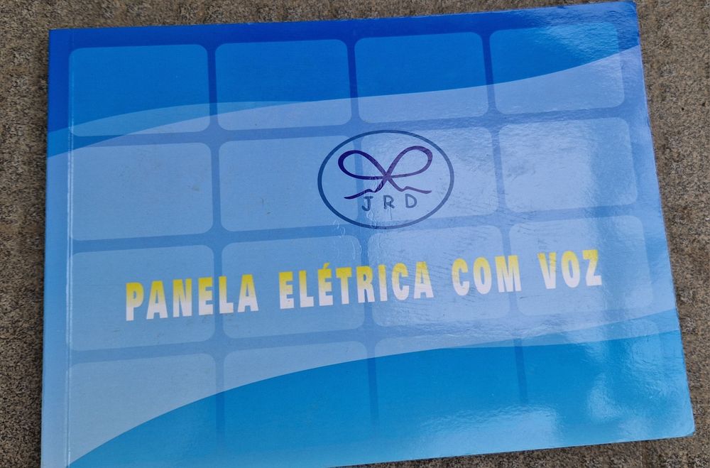 Vendo Panela elétrica com voz