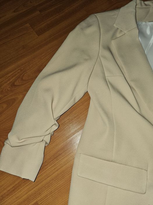 Жакет приталений