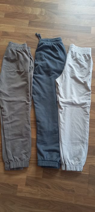 Spodnie dresowe damskie M