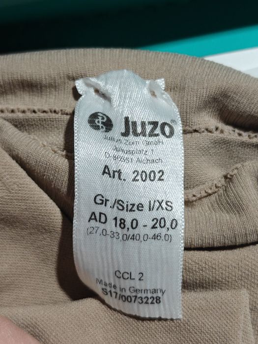 Компресійні панчохи Juzo