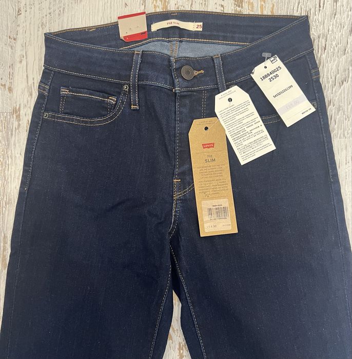 Джинси жіночі Levis 712 Slim.