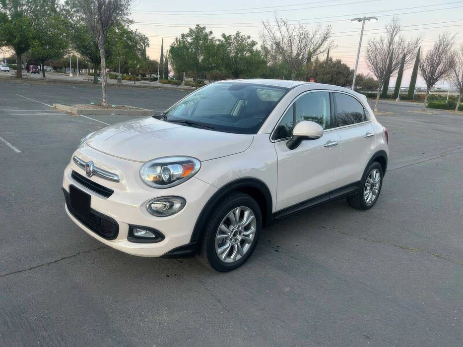 FIAT 500X Easy      2016