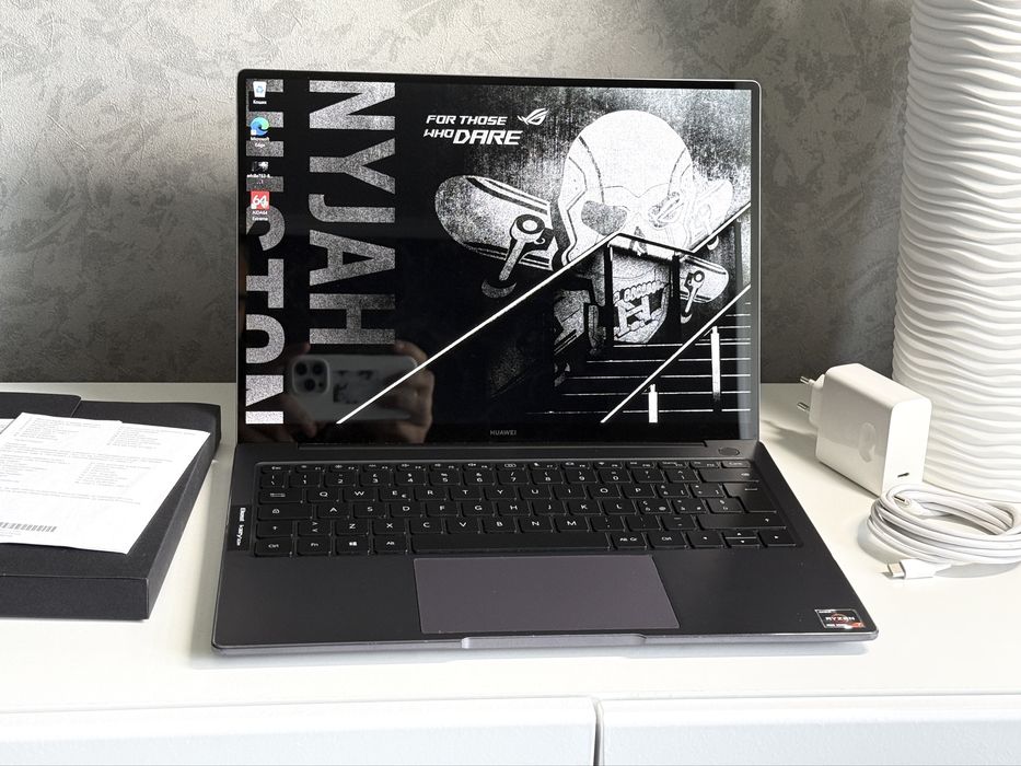 Huawei MateBook X 14 / Ryzen7 16-ядер /512/16/2K (Б/У)