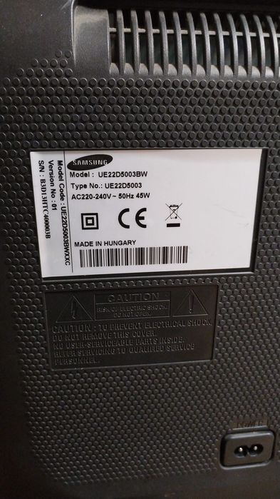 TV Samsung 22 polegadas Model: UE22D5003BW para peças