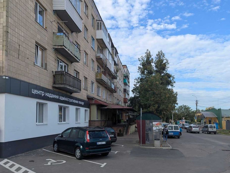 3 кімнатна квартира в Квасилові