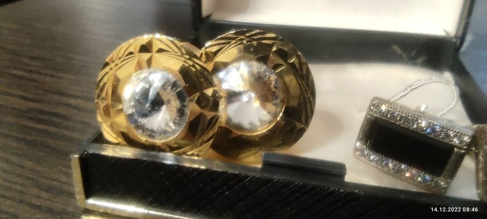 Запонки чоловічі, б/в.