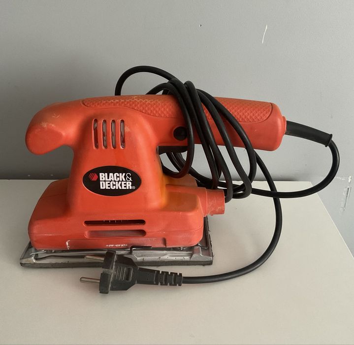 Szlifierka oscylacyjna Black&Decker KA197