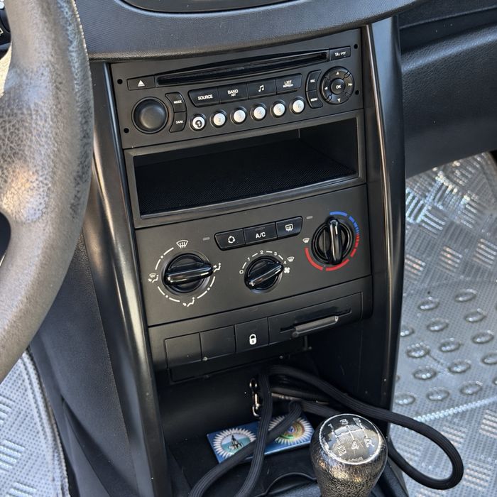 Peugeot 207 1.4 HDi Comercial