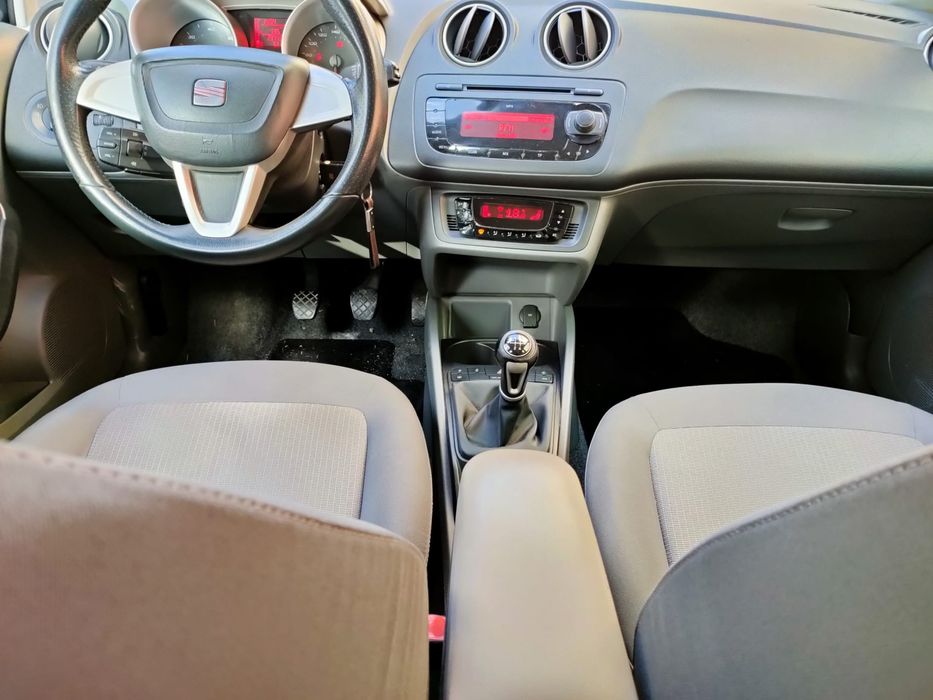 SEAT Ibiza 1.6 TDI, 105 CV – 2010 – Oportunidade hoje 2300€