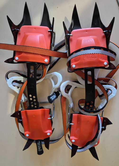 Кішки альпіністські Petzl Irvis FlexLock