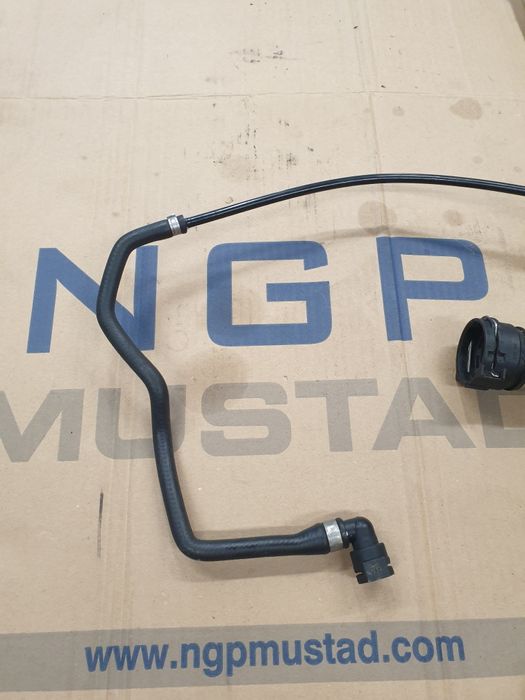 Bmw n54 n55 przewód chłodnicy górny 335i 135i e90 e91 e92 e93 e82 e88