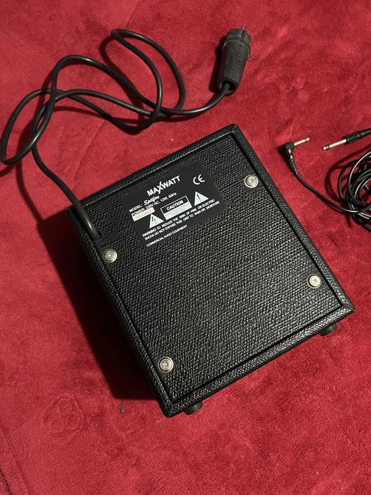 Pack Guitarra Elétrica + Amplificador + Acessórios (Ideal Iniciantes)