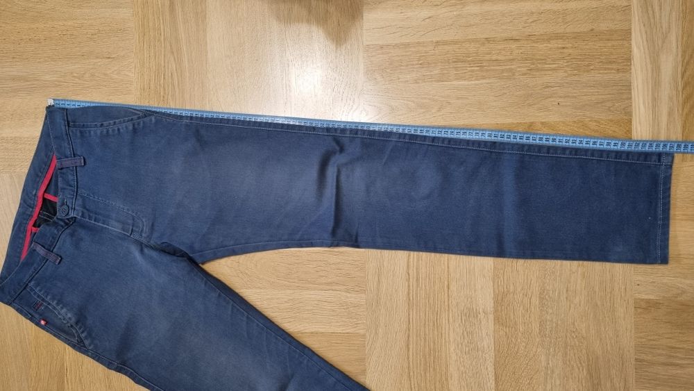 Męskie spodnie materiałowe