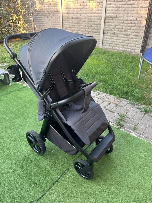 Продам коляску Bravo,в комплект входить дощовик і накидка