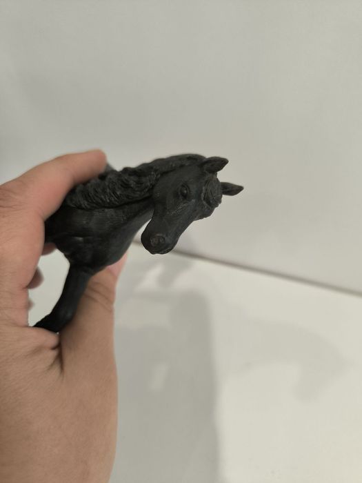 Колекційні фігурки коні