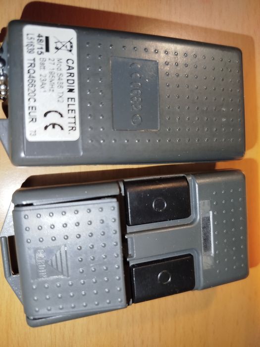 2 Comandos  Cardin ou só um , com pouco uso