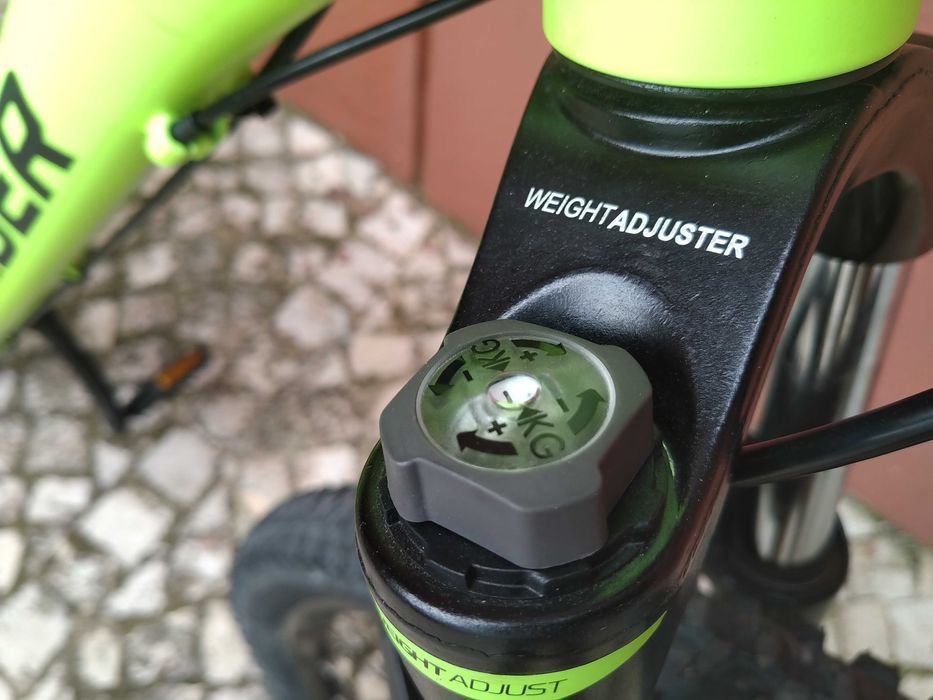 bicicleta BTT Decathlon Btwin Rockrider ST530