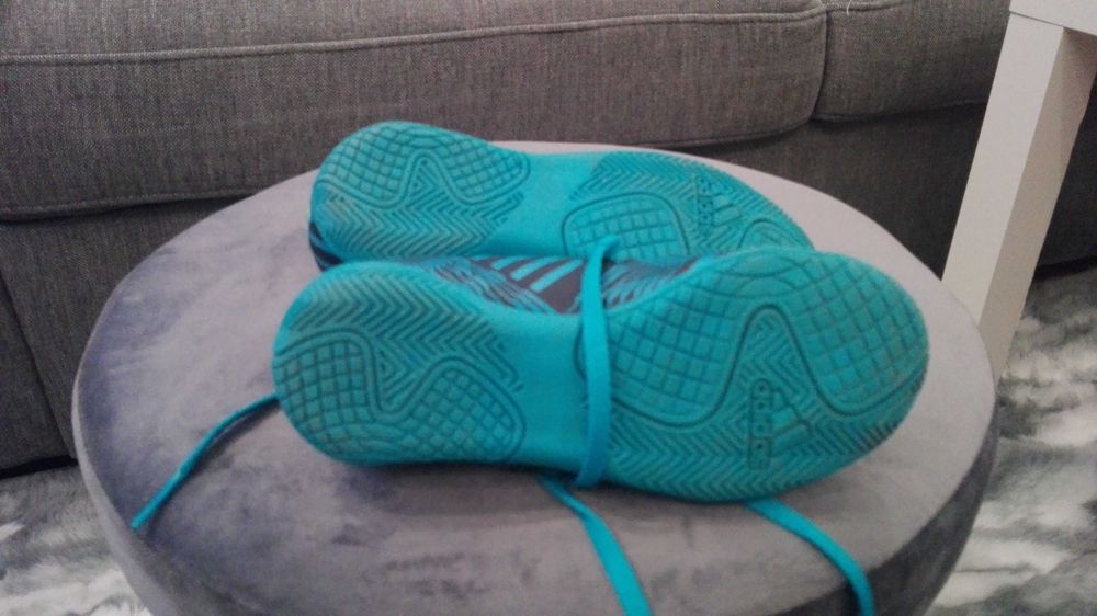 Buty Adidas roz. 30 na halę