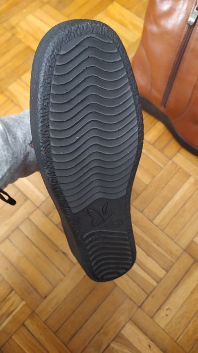 Buty zimowe skóra + wełna 36