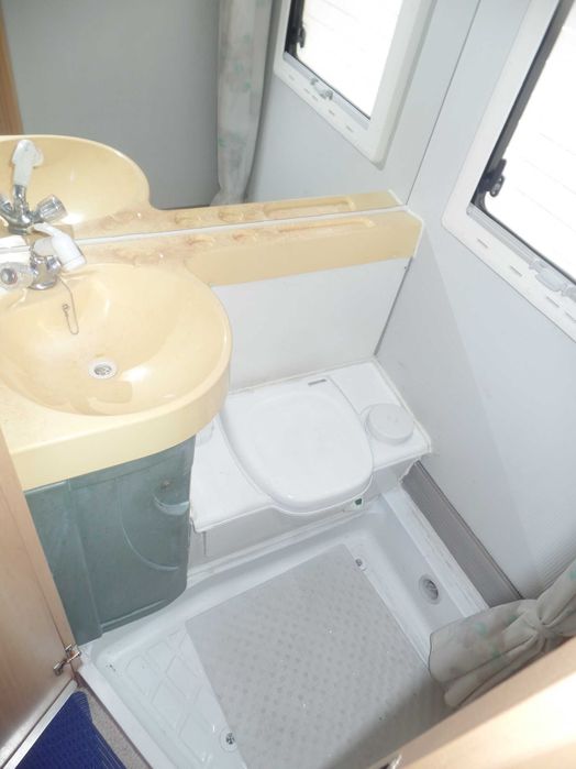 AUTOCARAVANA PEQUENA DE CAPUCINE - VIMARA (FIAT 1.9TD) DO ANO 2000