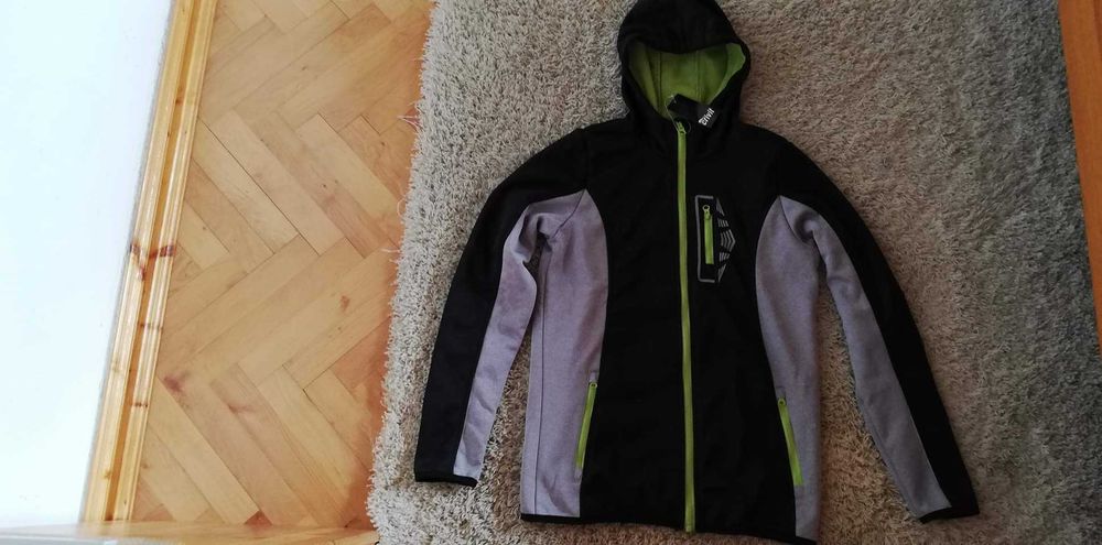 Nowe z metkami kurtki męskie softshell S,158 /164.