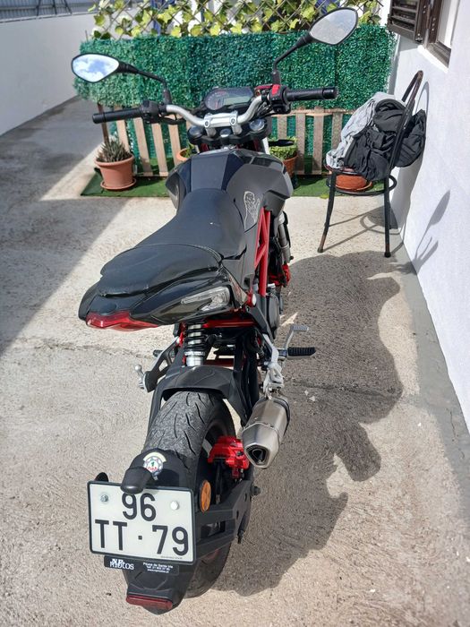 Moto 125 tnt em bom estado